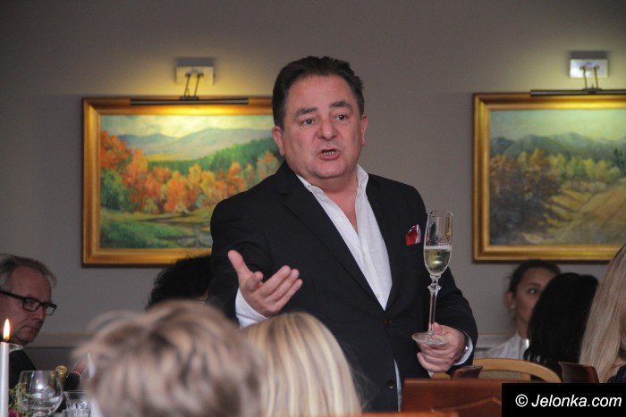 wino-to-misterium-robert-makowicz-w-konradowce-foto-66128