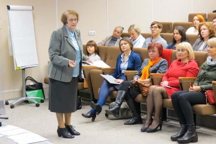debata-o-bezpieczenstwie-dziecka-w-ksiaznicy-karkonoskiej-foto-66137