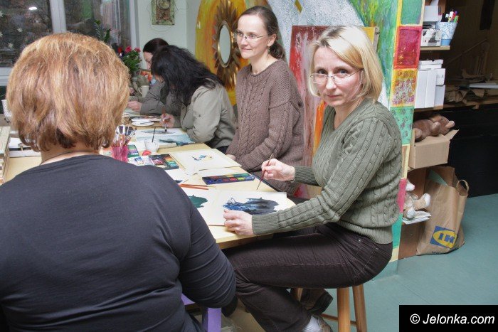 pracownicy-kpn-zgebiaja-techniki-plastyczne-foto-66148