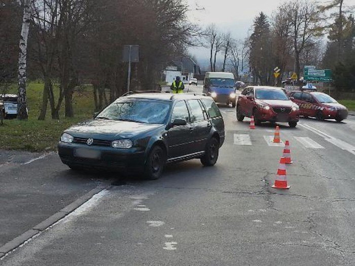 samochod-potraci-kobiete-w-cieplicach-foto-66184