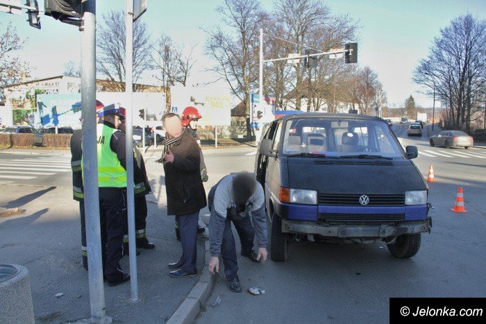 kolizja-na-skrzyzowaniu-ulic-w-pola-i-1-maja-foto-66206