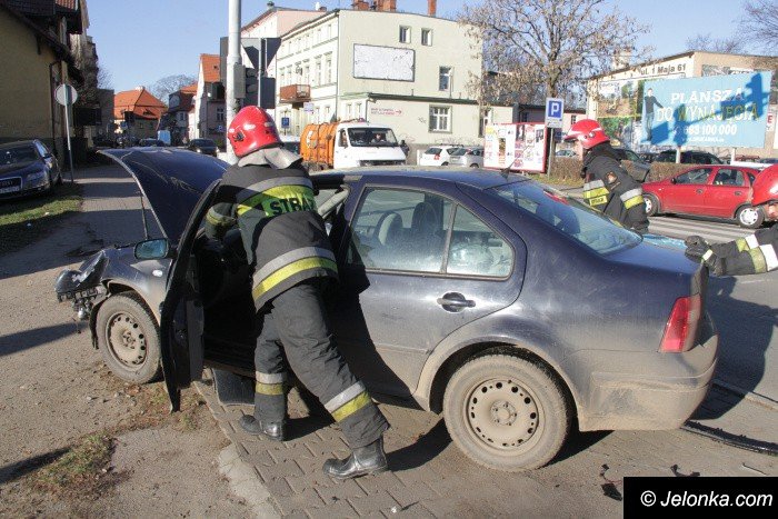 kolizja-na-skrzyzowaniu-ulic-w-pola-i-1-maja-foto-66206