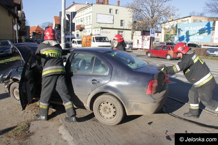 kolizja-na-skrzyzowaniu-ulic-w-pola-i-1-maja-foto-66206
