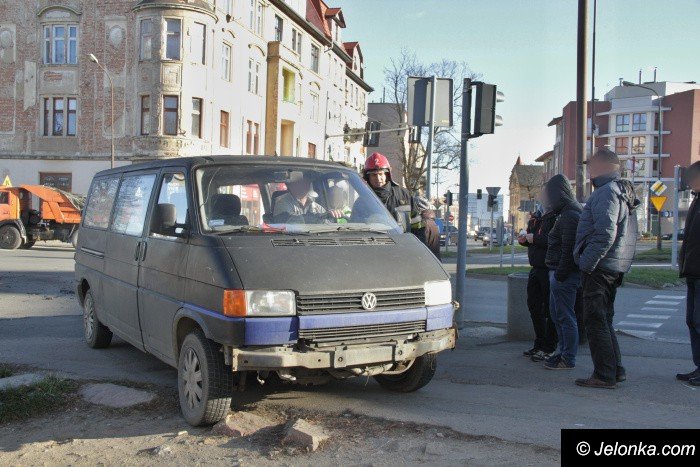 kolizja-na-skrzyzowaniu-ulic-w-pola-i-1-maja-foto-66206