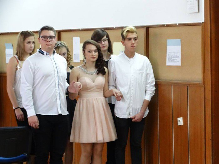 o-zmianach-w-prawie-oswiatowym-w-handlowce-foto-66253