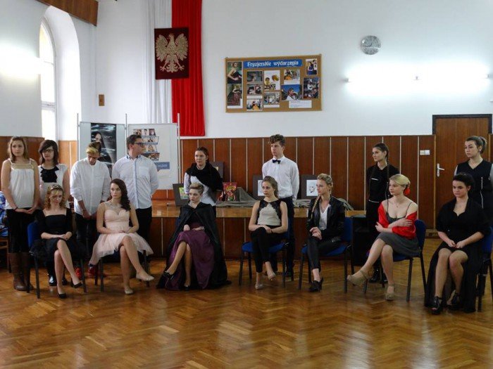 o-zmianach-w-prawie-oswiatowym-w-handlowce-foto-66253