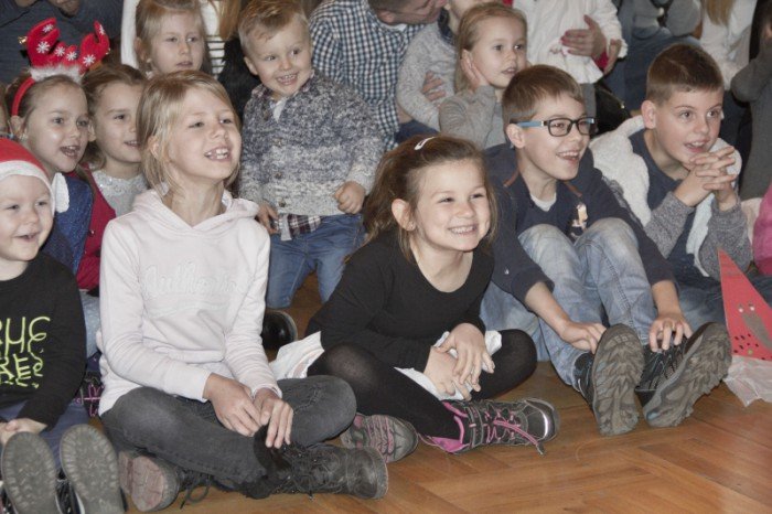 ho-ho-ho-mikoaj-odwiedzi-dzieci-w-odk-foto-66278