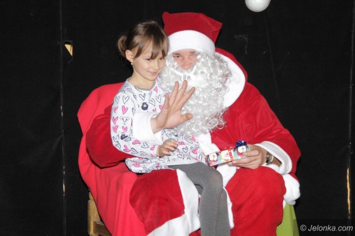ho-ho-ho-mikoaj-odwiedzi-dzieci-w-odk-foto-66278