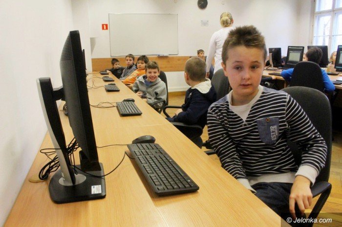 dzieci-uczyy-sie-programowania-foto-66313
