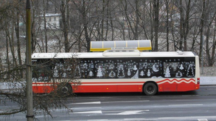 mikoajkowy-autobus-na-linii-nr-2-foto-66334
