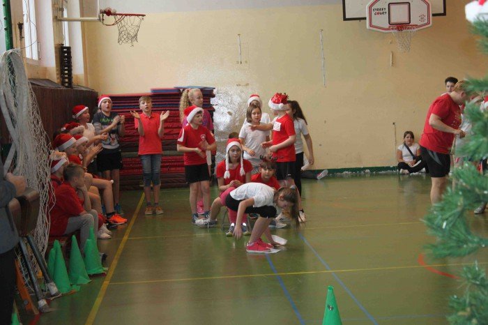 reniferiada-w-jeleniogorskiej-sp-2-foto-66345