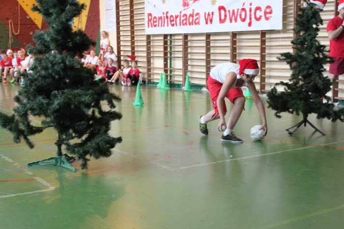reniferiada-w-jeleniogorskiej-sp-2-foto-66345