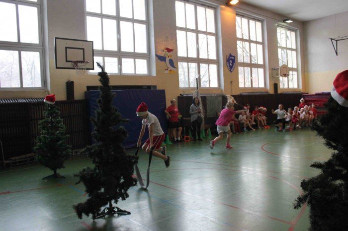 reniferiada-w-jeleniogorskiej-sp-2-foto-66345