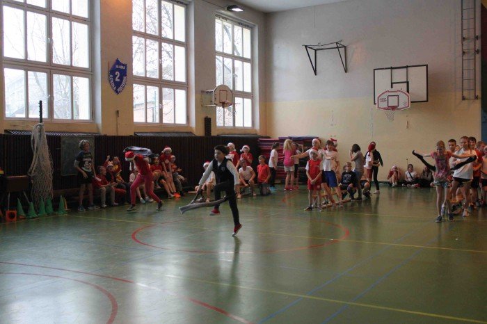 reniferiada-w-jeleniogorskiej-sp-2-foto-66345