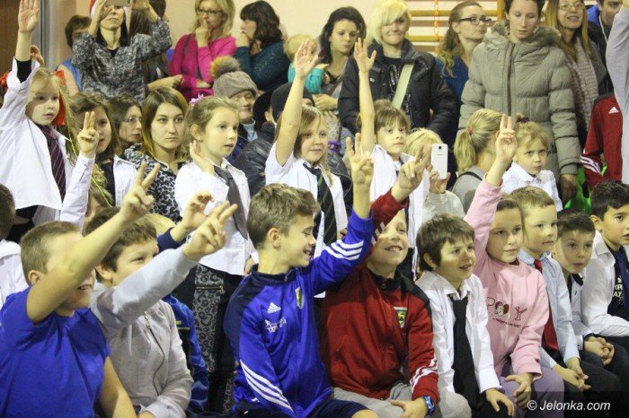 mikoajkowa-zabawa-dzieci-i-rodzicow-foto-66364