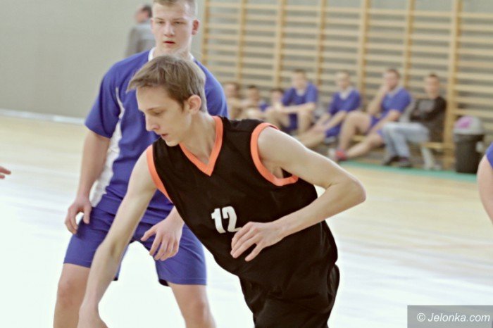koszykowka-chopcow-gray-szkoy-srednie-foto-66366