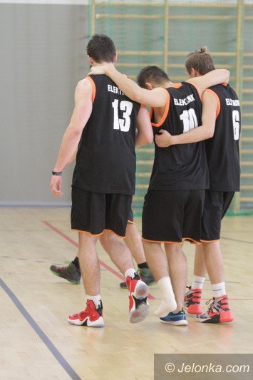koszykowka-chopcow-gray-szkoy-srednie-foto-66366