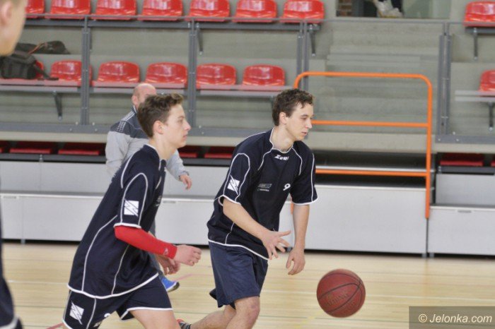 koszykowka-chopcow-gray-szkoy-srednie-foto-66366