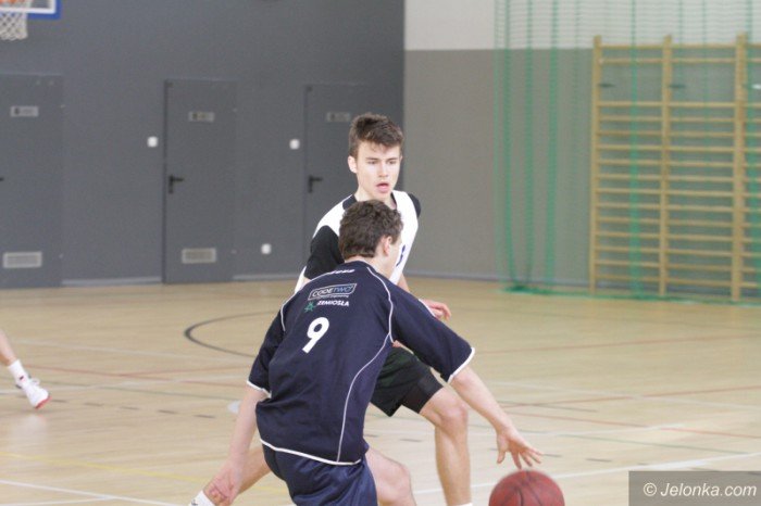 koszykowka-chopcow-gray-szkoy-srednie-foto-66366