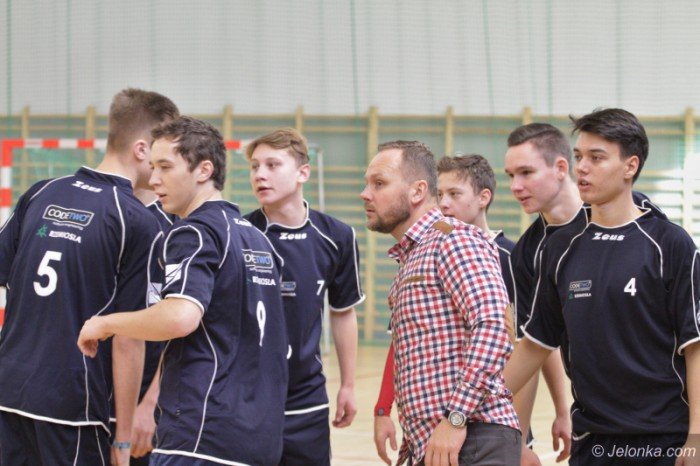 koszykowka-chopcow-gray-szkoy-srednie-foto-66366
