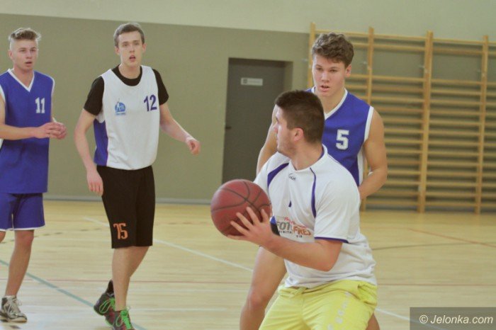 koszykowka-chopcow-gray-szkoy-srednie-foto-66366