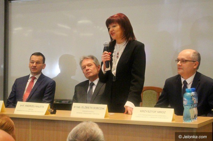 tumy-na-spotkaniu-z-wicepremierem-morawieckim-foto-66370