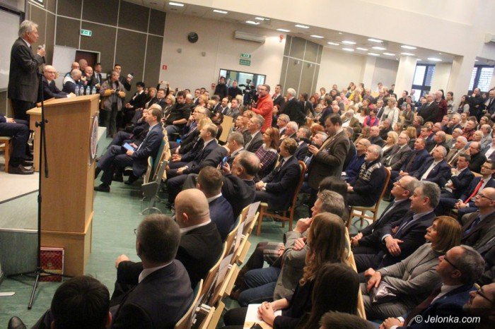tumy-na-spotkaniu-z-wicepremierem-morawieckim-foto-66370