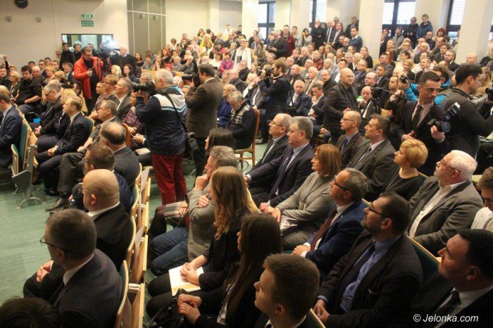 tumy-na-spotkaniu-z-wicepremierem-morawieckim-foto-66370