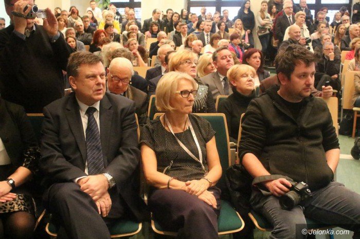 tumy-na-spotkaniu-z-wicepremierem-morawieckim-foto-66370