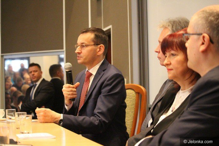 tumy-na-spotkaniu-z-wicepremierem-morawieckim-foto-66370