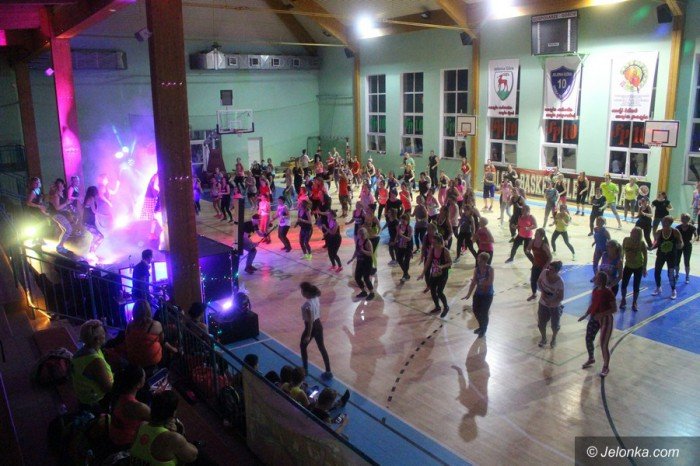 odpalili-mikoajkowa-bombe-taneczna-foto-66389