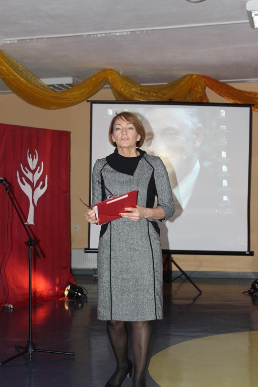 uczniowie-z-karpacza-uhonorowali-ryszarda-kieka-foto-66402
