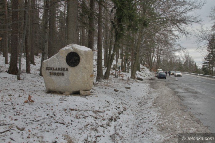granitowe-witacze-w-szklarskiej-porebie-foto-66432