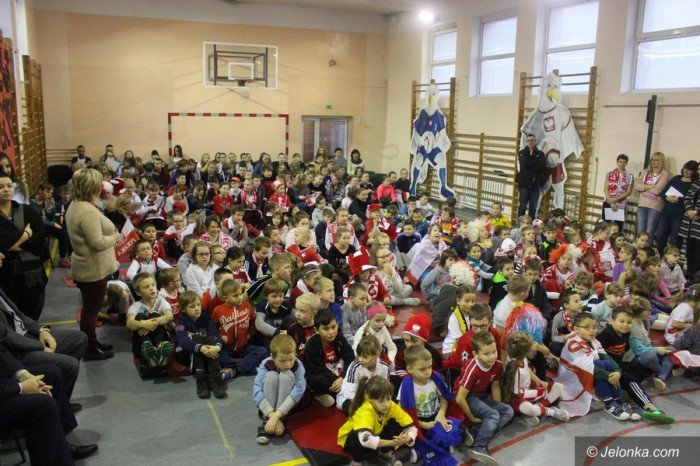 uczniow-trzynastki-aczy-pika-foto-66466