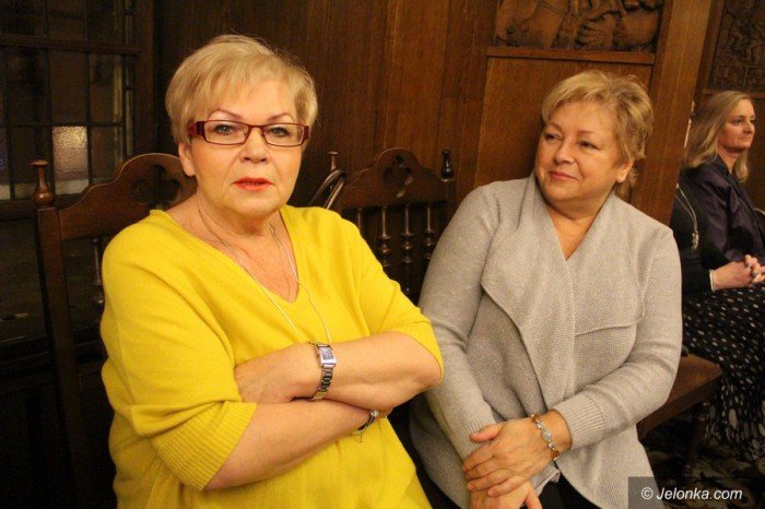 kobiety-opanoway-ratusz-byo-pieknie-foto-66471