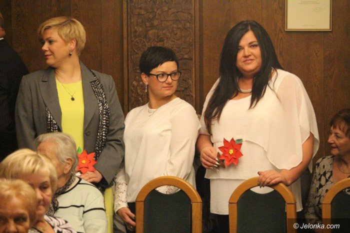 kobiety-opanoway-ratusz-byo-pieknie-foto-66471
