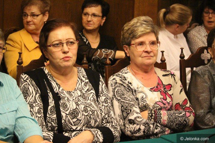 kobiety-opanoway-ratusz-byo-pieknie-foto-66471