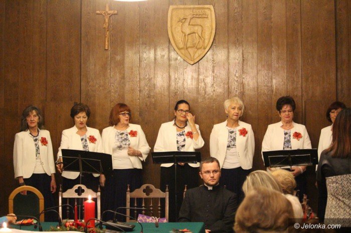 kobiety-opanoway-ratusz-byo-pieknie-foto-66471