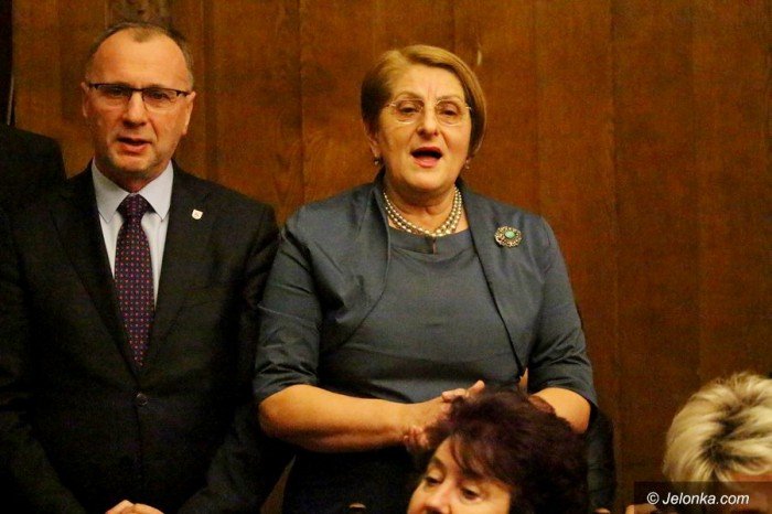 kobiety-opanoway-ratusz-byo-pieknie-foto-66471