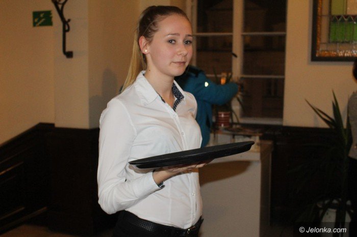 kobiety-opanoway-ratusz-byo-pieknie-foto-66471