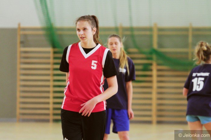 zawodniczki-zeroma-mistrzyniami-powiatu-foto-66472
