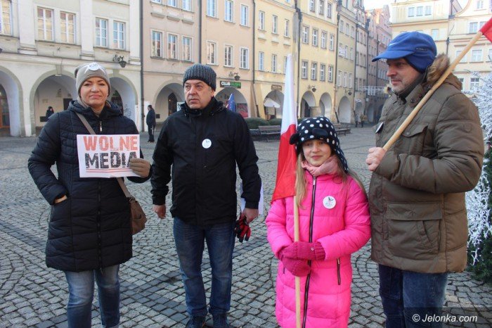 jeleniogorzanie-w-obronie-mediow-w-sejmie-foto-66496