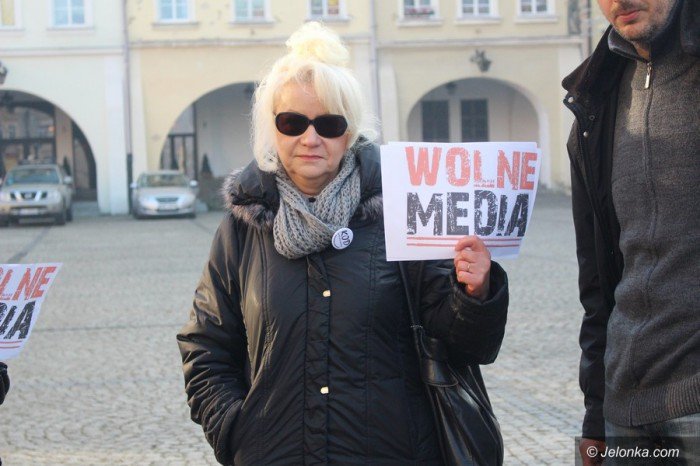 jeleniogorzanie-w-obronie-mediow-w-sejmie-foto-66496