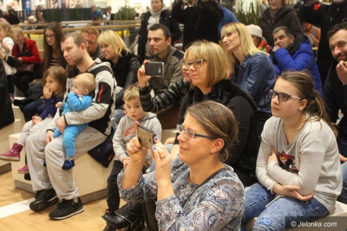 swiateczne-melodie-w-galerii-sudeckiej-foto-66511