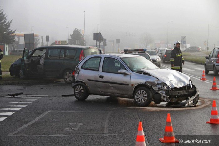 wypadek-na-krzyzowce-sygietynskiego-i-kiepury-foto-66514