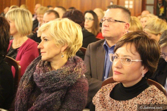 minister-zalewska-jelenia-gora-zyska-na-reformie-foto-66528