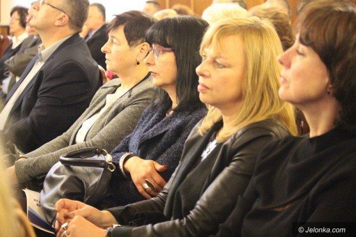 minister-zalewska-jelenia-gora-zyska-na-reformie-foto-66528