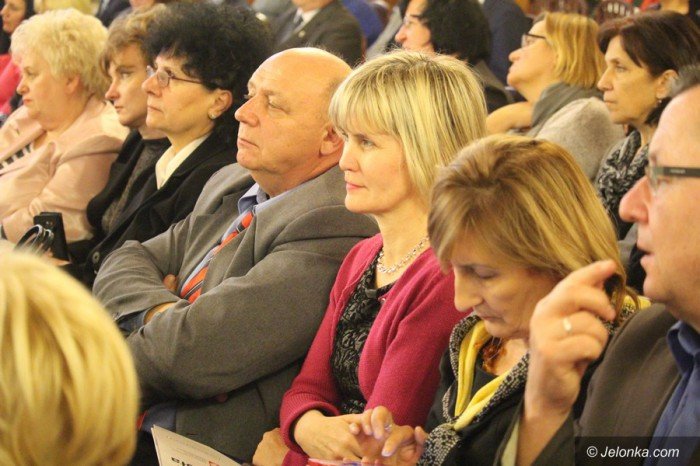 minister-zalewska-jelenia-gora-zyska-na-reformie-foto-66528
