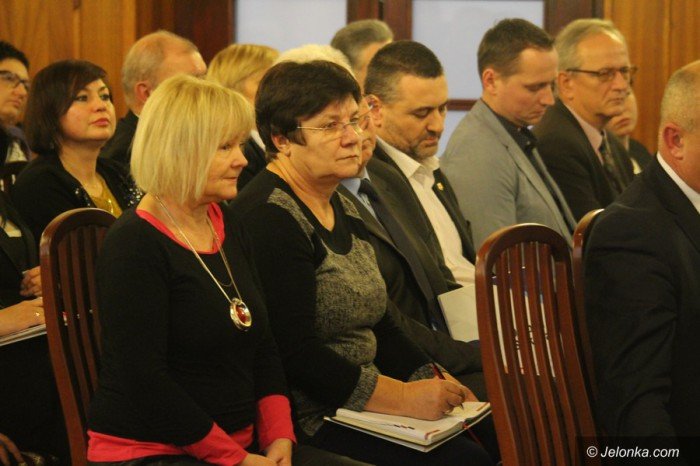 minister-zalewska-jelenia-gora-zyska-na-reformie-foto-66528