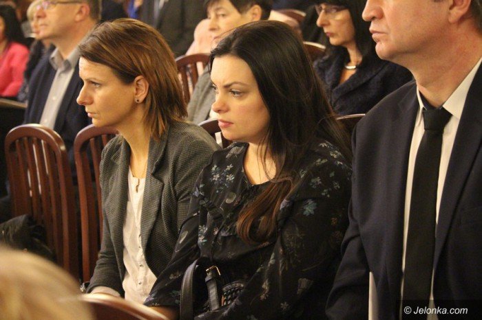 minister-zalewska-jelenia-gora-zyska-na-reformie-foto-66528